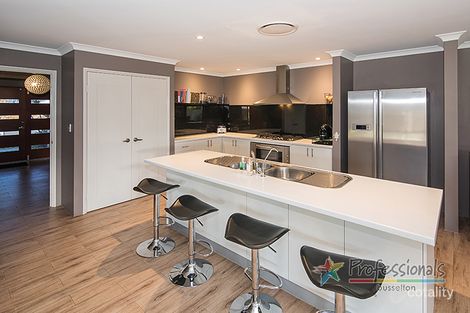 Property photo of 20 Santons Approach Yalyalup WA 6280