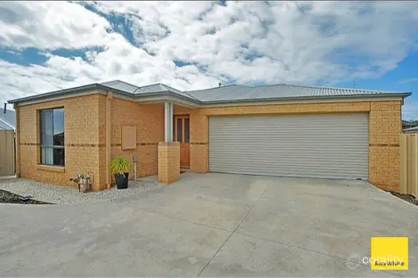 17a Brown St, California Gully, VIC 3556