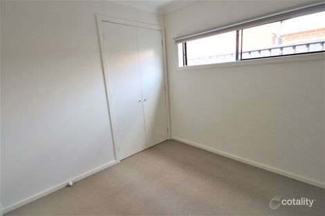 63 Roscoe Ave, Kalkallo, VIC 3064