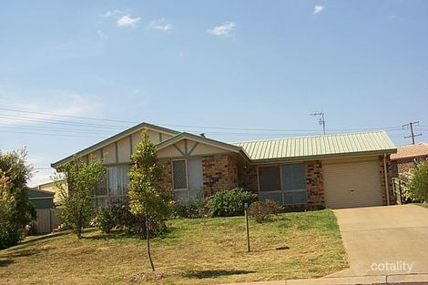 2 Candlebark Ct, Glenvale, QLD 4350