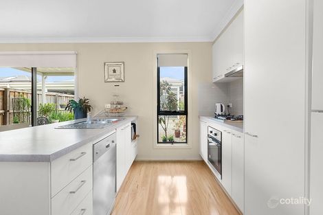 Property photo of 27 Kosciuszko Circuit Clyde VIC 3978