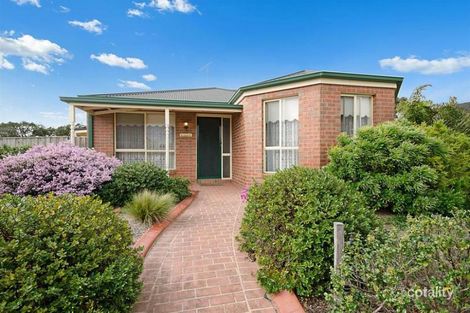 Property photo of 1 Greenleaf Drive Lara VIC 3212