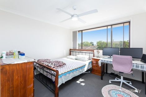 Property photo of 3/201-207 Harrow Road Glenfield NSW 2167