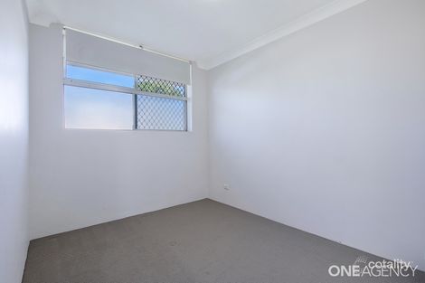 Property photo of 1/24 Fourth Avenue Sandgate QLD 4017