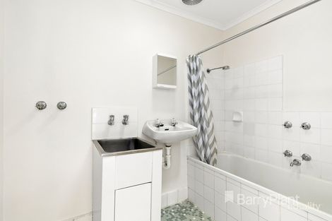 Property photo of 8/536 Albion Street Brunswick West VIC 3055