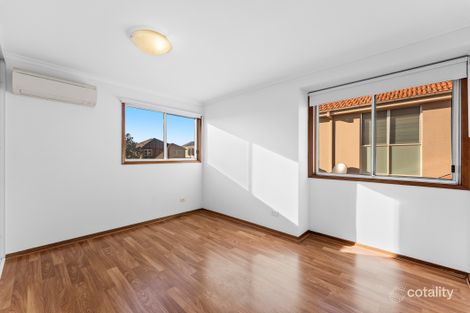 Property photo of 33 Duchess Avenue Rodd Point NSW 2046