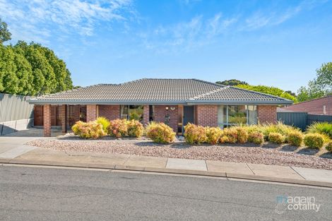 8 Wylie Ct, Woodcroft, SA 5162