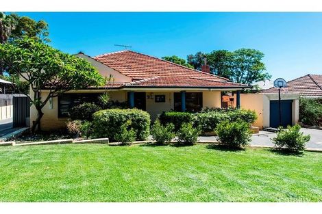 97 Shaftesbury Ave, Bedford, WA 6052