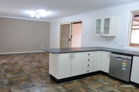 Property photo of 18 Cain Place Plumpton NSW 2761