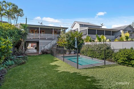 27 Gillan St, Norman Park, QLD 4170