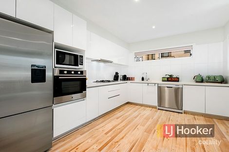 Property photo of 5/9 Stamford Crescent Rowville VIC 3178