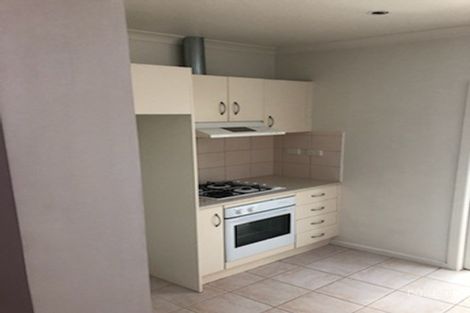 Property photo of 121 Kangaroo Road Hughesdale VIC 3166