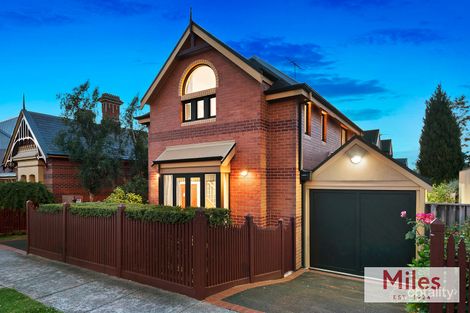 Property photo of 1/22 Ivanhoe Parade Ivanhoe VIC 3079