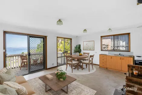 Property photo of 35 Sea Eagle Road Primrose Sands TAS 7173