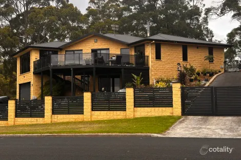2 Pelissier St, Somerset, TAS 7322