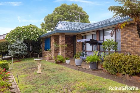 Property photo of 2 Northumberland Avenue Lemon Tree Passage NSW 2319