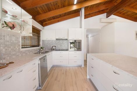 Property photo of 8 Hyacinth Street Daisy Hill QLD 4127