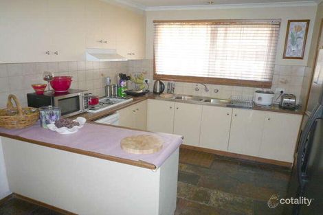 Property photo of 3 Marida Court Berwick VIC 3806