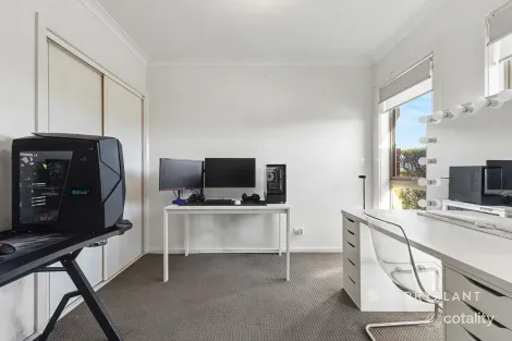 Property photo of 29/3 Manor View Pakenham VIC 3810