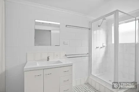 Property photo of 2/10 Springfield Crescent Manoora QLD 4870