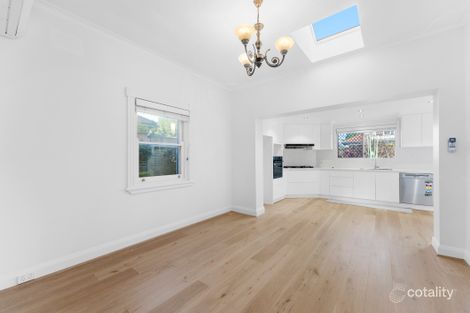 Property photo of 33 Duchess Avenue Rodd Point NSW 2046