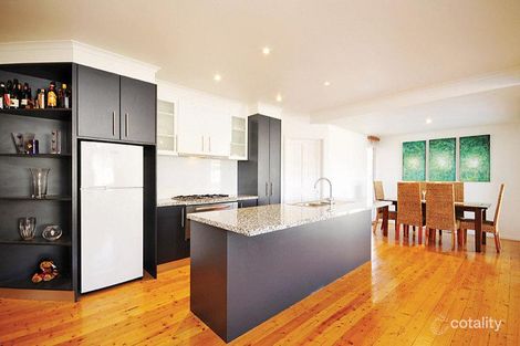 Property photo of 1/4 Walcha Court Chadstone VIC 3148