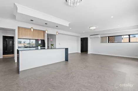 Property photo of 15 Hayward Crest Yakamia WA 6330