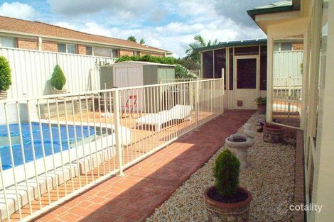 Property photo of 16 Swindon Close Lake Haven NSW 2263