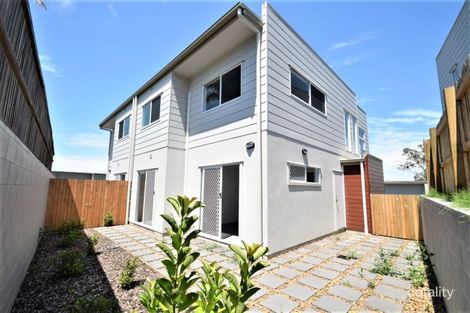 Property photo of 31 Albatross Court Carbrook QLD 4130