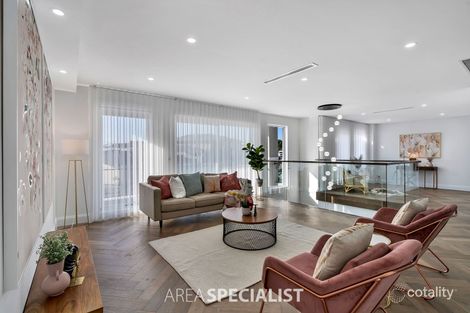 Property photo of 13 Excalibur Street Berwick VIC 3806