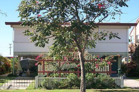 15 Taylor Ave, Golden Beach, QLD 4551