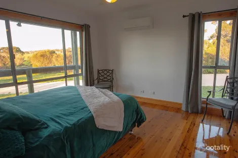 Property photo of 27 Riverside Road Baudin Beach SA 5222