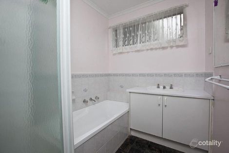 Property photo of 12 Reginald Court Cranbourne West VIC 3977