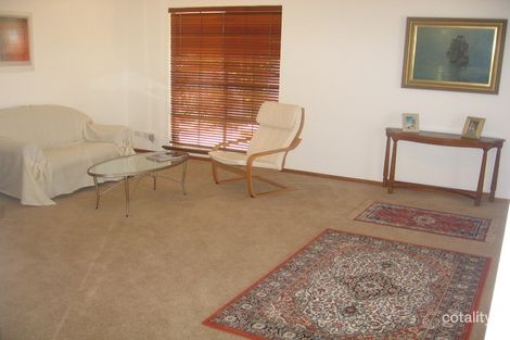 Property photo of 63 Bottlebrush Drive Thornlie WA 6108