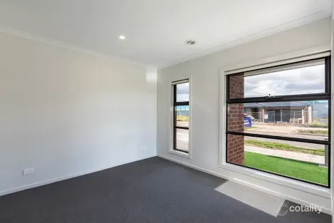 Property photo of 21 Bruckner Drive Point Cook VIC 3030