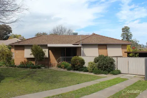 18 Conmurra Way, Springdale Heights, NSW 2641