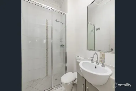 Property photo of 6/13 Albert Street Cranbrook QLD 4814