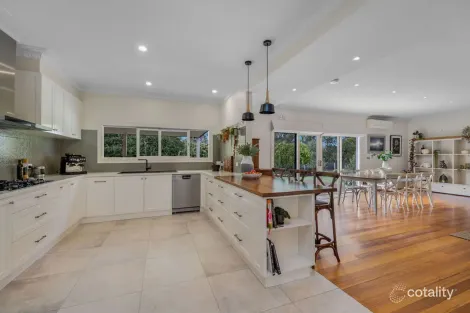 Property photo of 213 Bungower Road Somerville VIC 3912