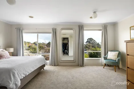 Property photo of 11 Kenmore Court Frankston VIC 3199