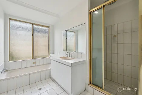 Property photo of 16 Irene Place Beldon WA 6027