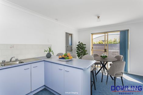 Property photo of 2/5 Benjamin Lee Drive Raymond Terrace NSW 2324