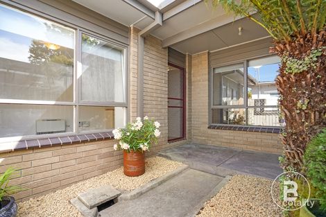 Property photo of 2/2 Nightingale Street Newington VIC 3350