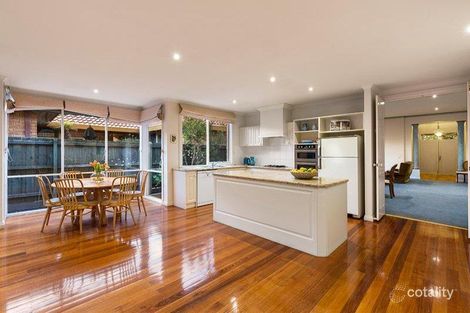 Property photo of 5 Dunbar Avenue Caulfield North VIC 3161
