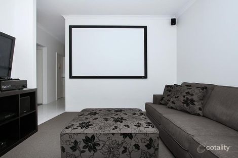 Property photo of 26 Sawtooth Bend Banksia Grove WA 6031