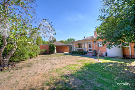 Property photo of 2 Lindisfarne Crescent Lake Wendouree VIC 3350