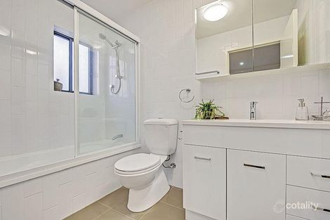Property photo of 1/403 Upper Cornwall Street Coorparoo QLD 4151