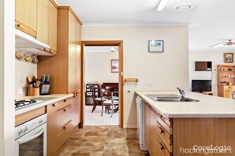 Property photo of 33 Brentwood Drive Glen Waverley VIC 3150