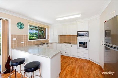 Property photo of 34 Anglers Drive Bateau Bay NSW 2261