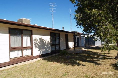 6 Eighth St, Morgan, SA 5320