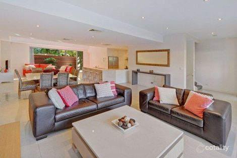 Property photo of 4/8 Leo Crescent Alexandra Headland QLD 4572